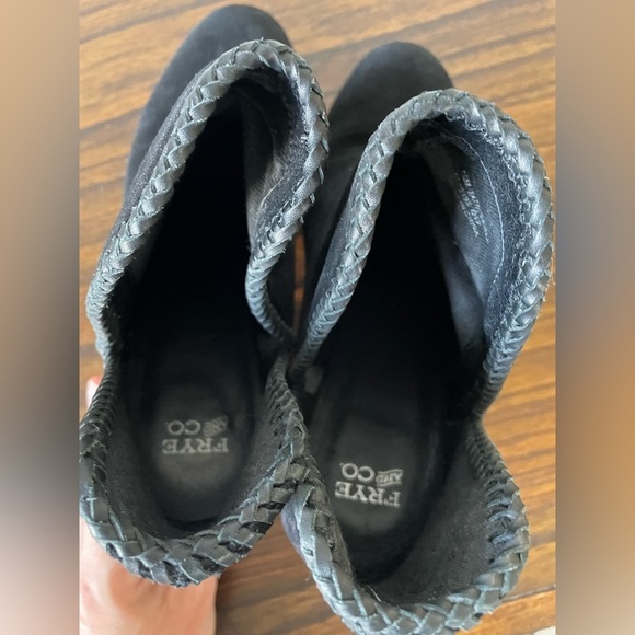 Frye & Co, women’s 10M, black suede slip on split opening block heel ankle boots - Picture 7 of 9